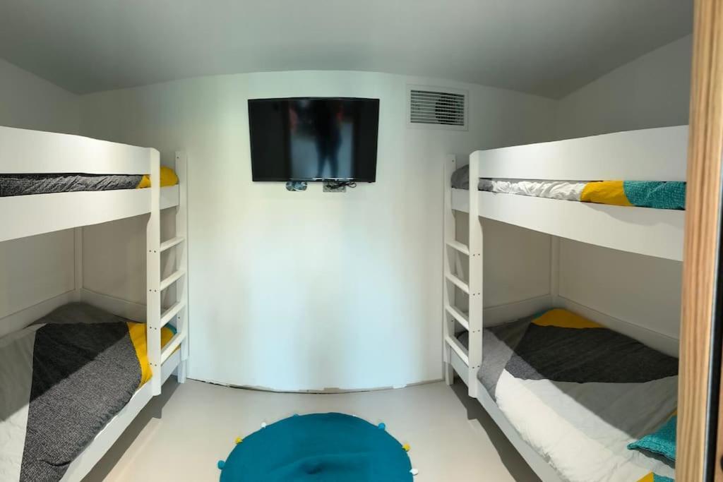 Industrial Luxury Nimes & Arles Villa Бокер Екстериор снимка